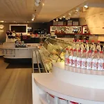 Les Suites Hotel Ottawa