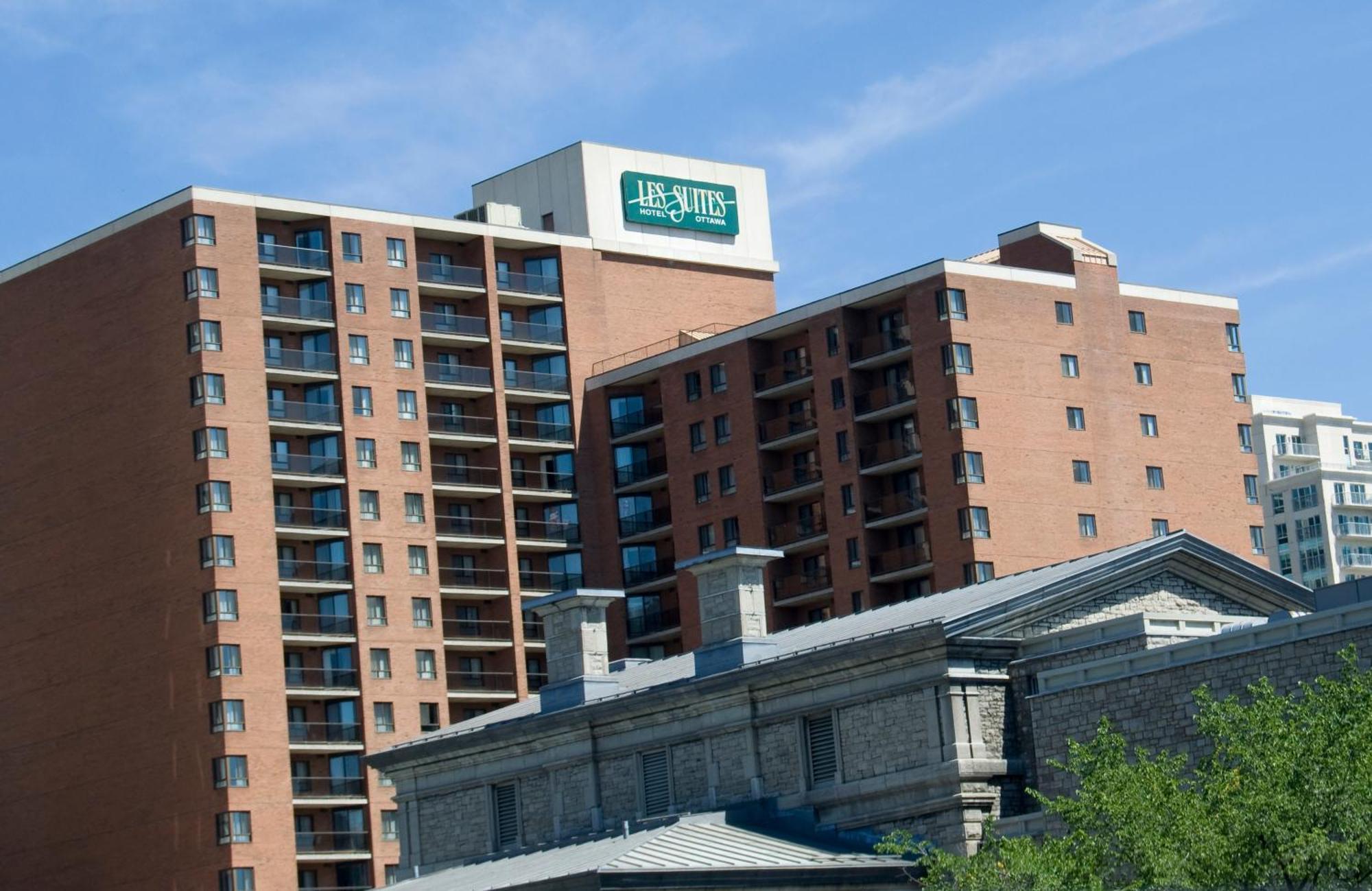 Les Ottawa